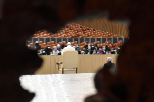 2-Aux professeurs et aux étudiants de la Faculté pontificale de théologie Marianum de Rome 