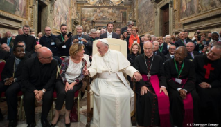 2-Aos  Participantes na Confer&#xea;ncia Internacional promovida pelo Pontif&#xed;cio Conselho para a Pastoral no Campo da Sa&#xfa;de