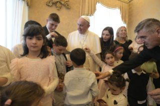 11-À comunidade do Instituto "Degli Innocenti" de Florença