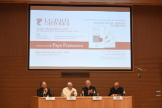 5-Papa Francesco partecipa alla presentazione degli "Scritti" di P. Miguel Angel Fiorito S.I. (1916-2005)