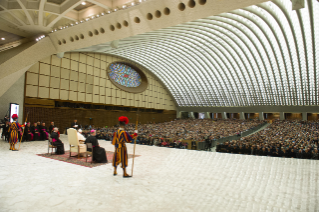1-Udienza del Santo Padre alla Famiglia Paolina (27 novembre 2014)