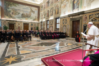 4-Aux membres de la <i>Papal Foundation</i>