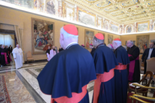 1-A los participantes en la plenaria del Consejo Pontificio para los Textos Legislativos