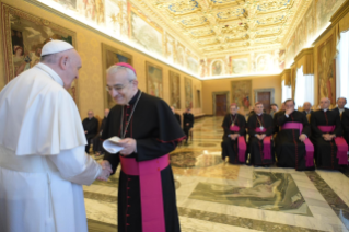 5-Aux participants à l'Assemblée plénière du Conseil pontifical pour les Textes législatifs