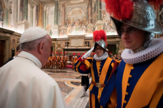 0-À Guarda Suíça Pontifícia