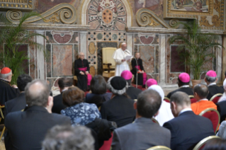 9-Aos participantes na Confer&#xea;ncia sobre o tema "Religi&#xf5;es e os objetivos de desenvolvimento sustent&#xe1;vel"