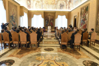 5-A los redactores y colaboradores de la revista <i>Aggiornamenti Sociali</i>