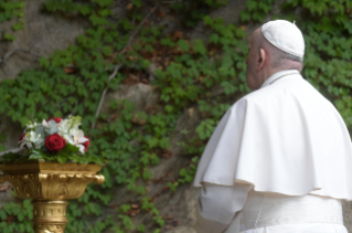 18-Pope Francis presides over the recitation of the Holy Rosary