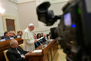 1-Aos participantes no Semin&#xe1;rio sobre o direito humano à água, promovido pela Pontif&#xed;cia Academia das Ci&#xea;ncias