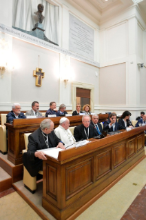 9-Aos participantes no Semin&#xe1;rio sobre o direito humano à água, promovido pela Pontif&#xed;cia Academia das Ci&#xea;ncias