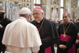 14-Alla Comunit&#xe0; del Pontificio Seminario Regionale Flaminio Benedetto XV, di Bologna