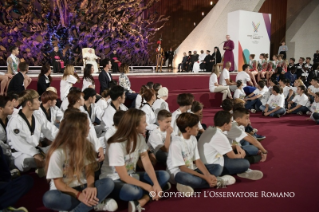 7-An die Teilnehmer der Begegnung aus Anlass der Weltkonferenz über Sport und Glauben, die der Päpstliche Rat für die Kultur organisiert hat