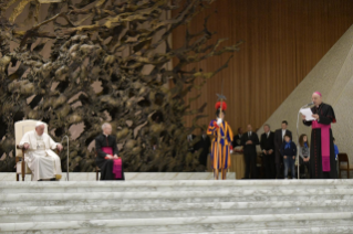 1-Holy Father's Audience with the Dioceses of Ugento and Molfetta