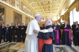 2-A sacerdotes y miembros de la curia de la Archidiócesis de Valencia