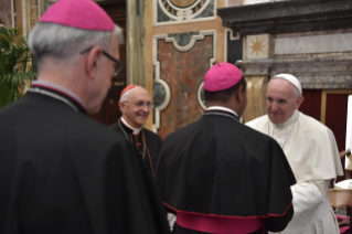 6-Ai Vescovi dei Territori di Missione partecipanti al Seminario promosso dalla Congregazione per l'Evangelizzazione dei Popoli