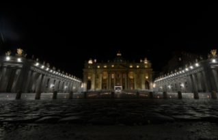 16-Way of the Cross presided over by the Holy Father - Good Friday