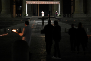 19-Way of the Cross presided over by the Holy Father - Good Friday