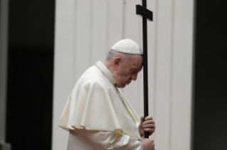 26-Way of the Cross presided over by the Holy Father - Good Friday