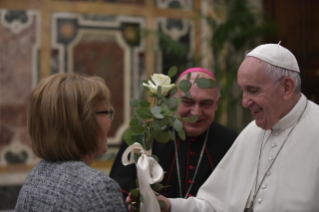 5-Ai Membri della "Archicofrad&#xed;a de la Virgen de la Cinta" di Tortosa (Spagna)