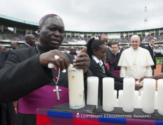 18-Viaggio Apostolico: Incontro con i giovani a Nairobi
