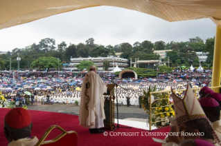 17-Apostolische Reise: Heilige Messe auf dem Campus der Universität von Nairobi