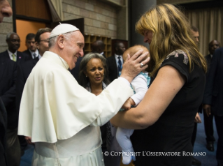 3-Viaje apostolico: Visita a la Oficina de las Naciones Unidas en Nairobi