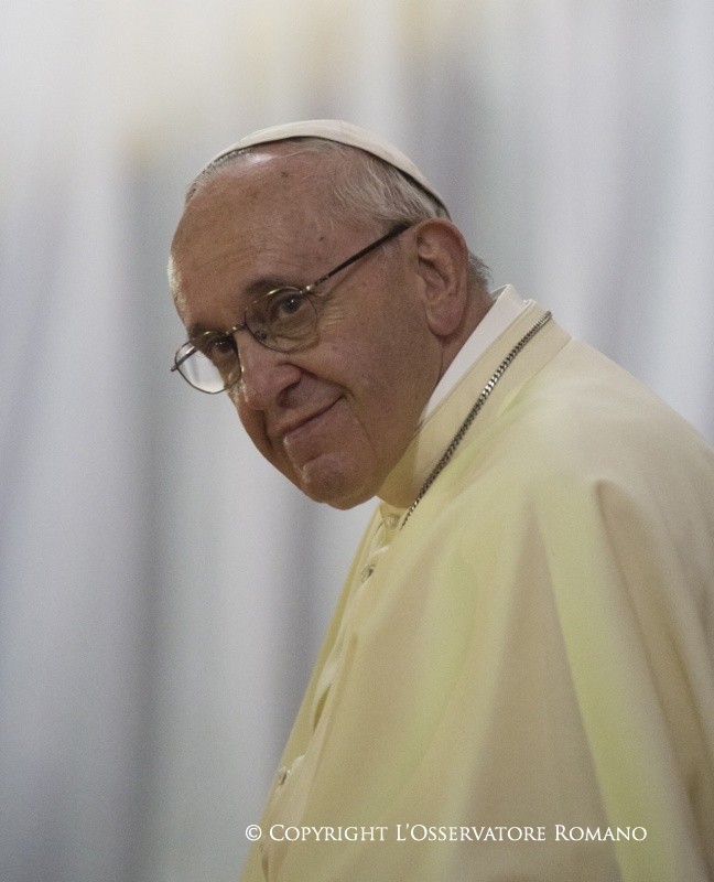 8-Apostolic Journey: Visit to Munyonyo and greeting to Catechists and Teachers