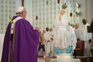 35-Apostolic Journey: Mass with Priests, Consecrated Persons and Lay Leaders in Bangui