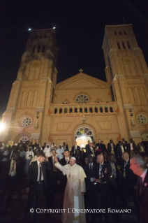 17-Viaggio Apostolico: Incontro con Sacerdoti, Religiosi, Religiose e Seminaristi a Kampala