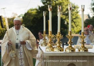 10-Apostolic Journey: Holy Mass and Canonization of Blessed Fr. Junipero Serra
