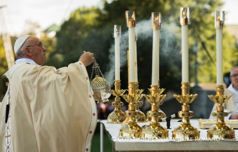 11-Viaje apost&oacute;lico: Santa Misa y canonzaci&oacute;n del beato Jun&iacute;pero Serra
