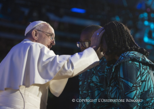 6-Apostolic Journey: Prayer vigil for the Festival of families at the B. Franklin Parkway 