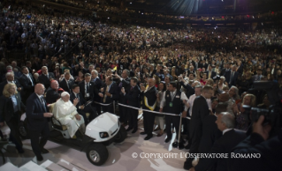 1-Viagem Ap&#xf3;stolica: Santa Missa no Madison Square Garden 