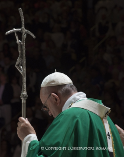 2-Viagem Ap&#xf3;stolica: Santa Missa no Madison Square Garden 