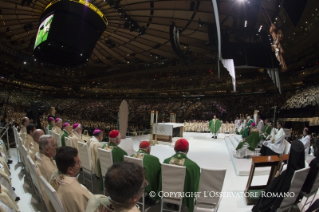 11-Apostolic Journey: Holy Mass 