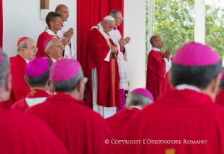 3-Voyage apostolique : Messe 
