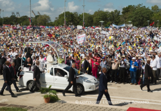 11-Voyage apostolique : Messe 