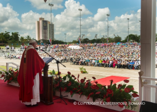 10-Apostolische Reise : Eucharistiefeier