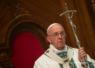 1-Apostolic Journey: Holy Mass with the Bishops, Clergy, Men and Women Religious of Pennsylvania 