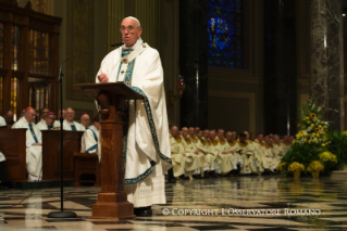 9-Apostolic Journey: Holy Mass with the Bishops, Clergy, Men and Women Religious of Pennsylvania 