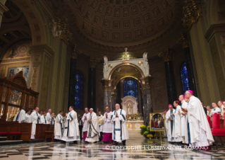 11-Voyage apostolique : Messe avec les évêques, le clergé, les religieux et les religieuses de Pennsylvanie 