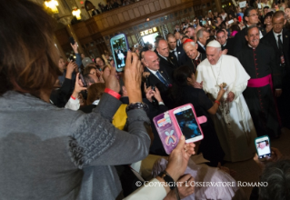 0-Apostolic Journey: Visit to the Charitable Center of St. Patrick Parish and meeting with the homeless