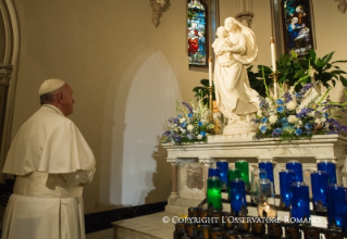 6-Apostolische Reise: Besuch im Caritas-Zentrum der Pfarrei St. Patrick und Begegnung mit den Obdachlosen 