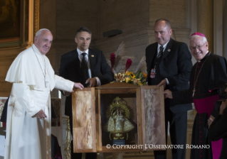 10-Apostolic Journey: Meeting with bishops taking part in the World Meeting of Families 