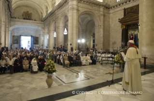 9-Viagem Apost&#xf3;lica: Celebra&#xe7;&#xe3;o das V&#xe9;speras com os Sacerdotes, Religiosos, Religiosas e Seminaristas