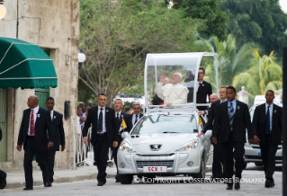 14-Viagem Apost&#xf3;lica: Celebra&#xe7;&#xe3;o das V&#xe9;speras com os Sacerdotes, Religiosos, Religiosas e Seminaristas