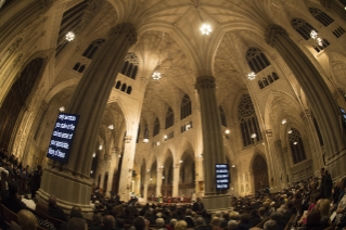 11-Voyage apostolique : Vêpres avec le clergé, les religieux et les religieuses 