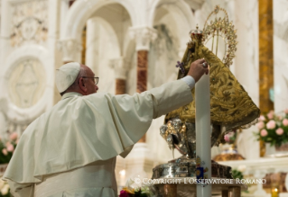 4-Prayer to the &#x201c;Virgen de la Caridad del Cobre&#x201d;