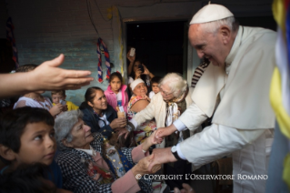 15-Apostolische Reise: Besuch der Bevölkerung von Bañado Norte 