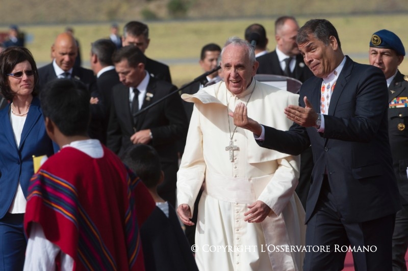 12-Apostolische Reise: Begr&uuml;&szlig;ungszeremonie